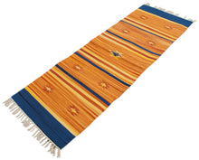 Lade das Bild in den Galerie-Viewer, Kilim Fatto con telaio a mano 180x60 CM
