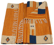 Carica l'immagine nel visualizzatore di Gallery, Kilim Fatto con telaio a mano 180x60 CM
