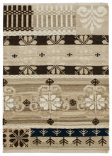 Carica l&#39;immagine nel visualizzatore di Gallery, New Design Original Authentic Hand Made Kilim India 240x170 CM
