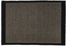 Carica l'immagine nel visualizzatore di Gallery, Kilim Original, authentisch handgemacht 140X70 CM 
