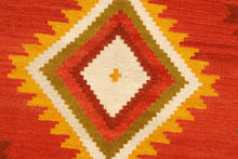 Carica l&#39;immagine nel visualizzatore di Gallery, New Design Original Authentic Hand Made Kilim India 240x170 CM
