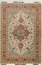 Lade das Bild in den Galerie-Viewer, Tappeto Orientale Extra fine CM 155x105 - Galleria farah1970
