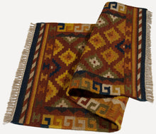 Carica l&#39;immagine nel visualizzatore di Gallery, Galleria Farah1970 - 120x60 CM Kilim Autentico, Originale e Fatto a Mano Idea
