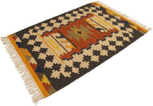 Lade das Bild in den Galerie-Viewer, 90x60 CM Autentik Kilim Kelem Original Hand Made Classic STYL
