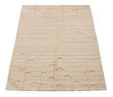 Carica l&#39;immagine nel visualizzatore di Gallery, New Design Original Authentic Hand Made Kilim India 230x160 CM
