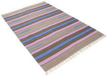 Load image into Gallery viewer, 180x120 CM Kilim Autentico, Originale e Fatto a Mano
