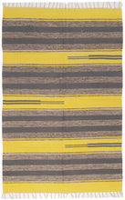 Load image into Gallery viewer, 180x120 CM Kilim Autentico, Originale e Fatto a Mano
