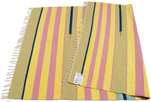 Load image into Gallery viewer, 180x120 CM Kilim Autentico, Originale e Fatto a Mano
