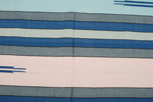 Load image into Gallery viewer, Galleria Farah1970 - 180x120 CM Kilim Autentico, Originale e Fatto a Mano Ide
