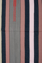 Lade das Bild in den Galerie-Viewer, Galleria Farah1970 - 180x120 CM Kilim Autentico, Originale e Fatto a Mano Ide
