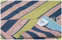 Carica l'immagine nel visualizzatore di Gallery, Indian Hand mde Kilim Cotton 180x120 CM
