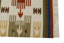 Load image into Gallery viewer, Kilim original, authentisch handgemacht mit Echtheitszertifikat 200x140
