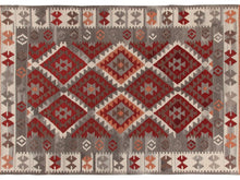 Carica l'immagine nel visualizzatore di Gallery, Kilim Carpets by Jalal Teppich In Kilim Zagros beige/rot 140 x 200 cm
