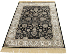 Load image into Gallery viewer, Galleria Farah1970 - 230x160 CM TAPPETO Autentico, Originale e Fatto a Macchi
