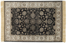 Load image into Gallery viewer, Galleria Farah1970 - 230x160 CM TAPPETO Autentico, Originale e Fatto a Macchi
