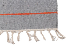 Carica l'immagine nel visualizzatore di Gallery, (Machine washable 30°) Kilim Original Authentic Hand Made 80x50 CM
