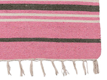Lade das Bild in den Galerie-Viewer, (Machine washable 30°) Kilim Original Authentic Hand Made 140x57 CM
