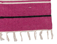 Lade das Bild in den Galerie-Viewer, (Machine washable 30°) Kilim Original Authentic Hand Made 140x57 CM
