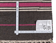 Carica l&#39;immagine nel visualizzatore di Gallery, (Machine washable 30°) Kilim Original Authentic Hand Made 140x57 CM

