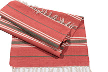 Carica l'immagine nel visualizzatore di Gallery, (Machine washable 30°) Kilim Original Authentic Hand Made 80x50 CM
