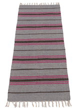 Lade das Bild in den Galerie-Viewer, (Machine washable 30°) Kilim Original Authentic Hand Made 140x57 CM
