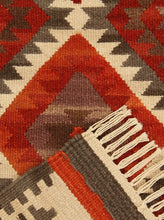 Carica l&#39;immagine nel visualizzatore di Gallery, Kilim original, authentisch handgemacht 120x60 CM
