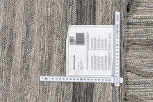 Carica l'immagine nel visualizzatore di Gallery, New Design Original Authentic Hand Made Kilim India 200x140 CM
