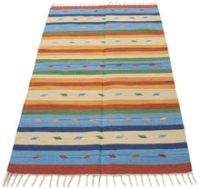 Lade das Bild in den Galerie-Viewer, Kilim indiano autentico e originale, fatto a mano, 200x140 cm
