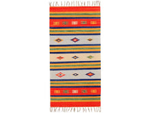 Carica l'immagine nel visualizzatore di Gallery, Kilim Original, authentisch handmade Cotton 140x70 CM (Galleriafarah1970)
