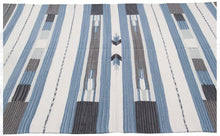Lade das Bild in den Galerie-Viewer, 120x60 CM Autentik Kilim Kelem Original Hand Made MOERN STYL
