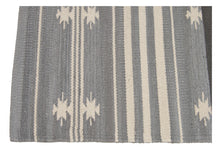 Carica l'immagine nel visualizzatore di Gallery, 120x60 CM Autentik Kilim Kelem Original Hand Made MOERN STYL
