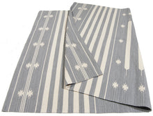 Load image into Gallery viewer, Galleria Farah1970 - 200x140 CM Kilim Autentico, Originale e Fatto a Mano Ideale Per la Sala , Salotto , Ufficio , Seconda casa e la cucina (Lavabile In Lavatrice)
