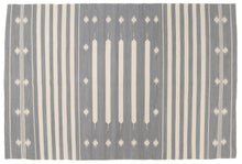 Load image into Gallery viewer, Galleria Farah1970 - 230x160 CM Kilim Autentico, Originale e Fatto a Mano Ideale Per la Sala , Salotto , Ufficio , Seconda casa e la cucina (Lavabile In Lavatrice)
