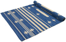 Load image into Gallery viewer, Galleria Farah1970 - 200x140 CM Kilim Autentico, Originale e Fatto a Mano Ideale Per la Sala , Salotto , Ufficio , Seconda casa e la cucina (Lavabile In Lavatrice)
