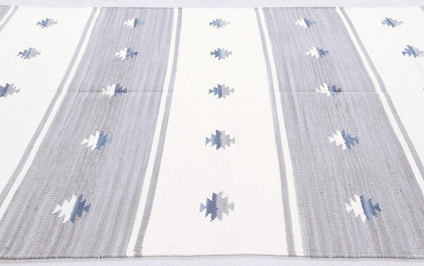 Elegant Original Authentic Hand Made Carpet 200x140 CM