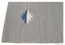 Lade das Bild in den Galerie-Viewer, Galleria Farah1970 - 230x160 CM Kilim Autentico, Originale e Fatto a Mano Ideale Per la Sala , Salotto , Ufficio , Seconda casa e la cucina (Lavabile In Lavatrice)

