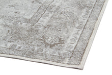 Load image into Gallery viewer, Tappeto Soraya B in viscosa grigio, 60x180 cm

