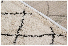 Load image into Gallery viewer, Carpet TRIBE A Misura : 190x133 CM ( Galleriafarah1970 )
