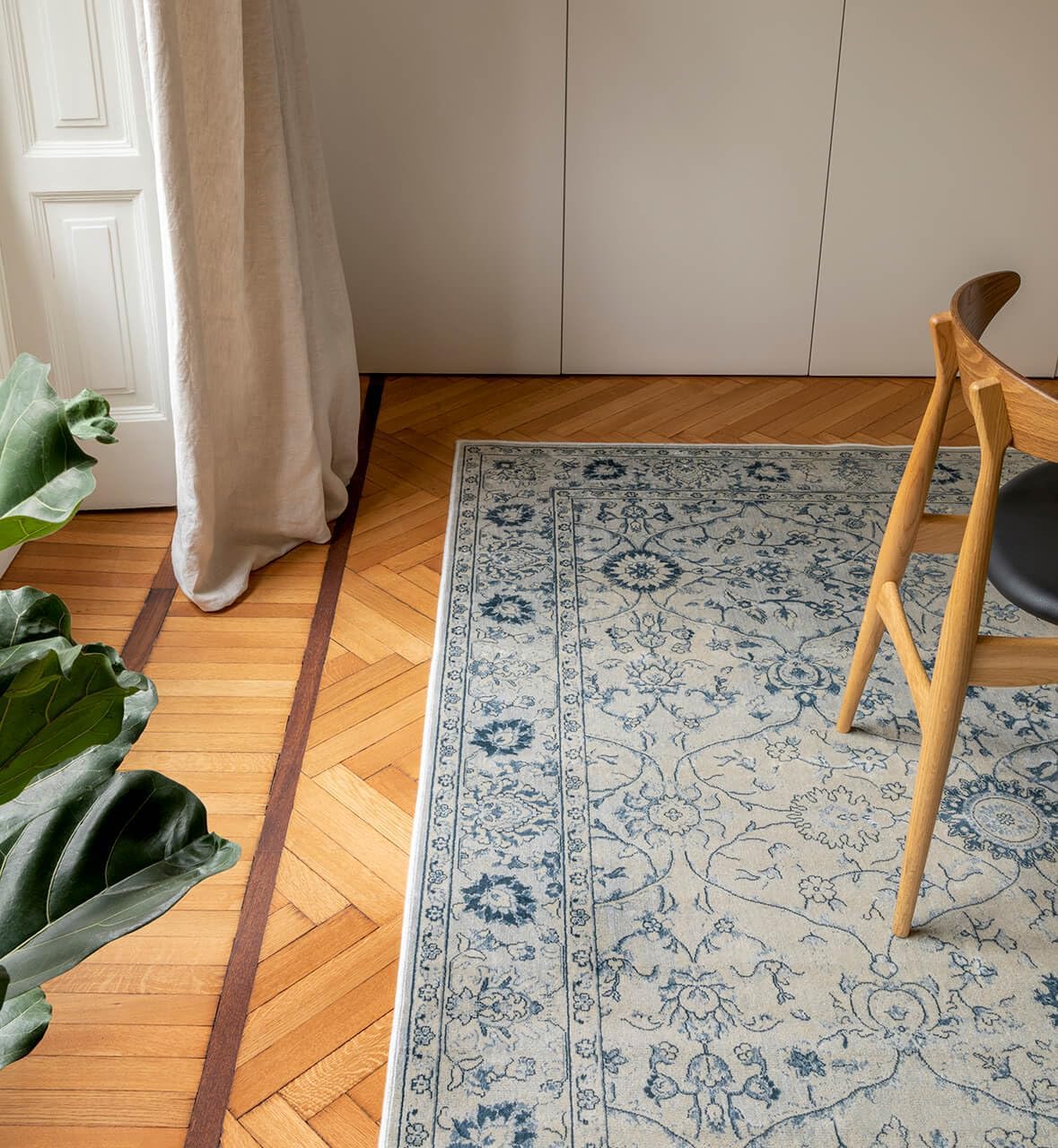 Tappeto Moderno CELESTINE C 190X133 (Galleriafarah1970)