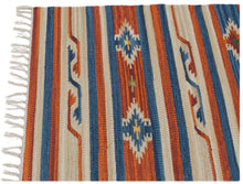 Load image into Gallery viewer, Kilim Autentico, Originale e Fatto a Mano Ideal 80x50 CM 
