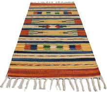Carica l'immagine nel visualizzatore di Gallery, Kilim Autentico, Originale e Fatto a Mano Ideal 80x50 CM
