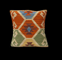 Carica l'immagine nel visualizzatore di Gallery, Autentico Cuscino Quadrato Kilim Fatto A MANO 40x40 CM 
