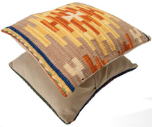 Lade das Bild in den Galerie-Viewer, Cuscino Kilim manifattura Quadrato 40x40 cm - (Galleria farah1970) #
