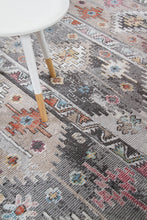 Carica l&#39;immagine nel visualizzatore di Gallery, Tappeto / Carpet MAGGIO B SILVER , 160x230 cm (Galleriafarah1970)
