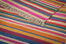 Carica l'immagine nel visualizzatore di Gallery, Kilim original, authentisch handgemacht (KILIM HIPPIE DES.3) CM 230x160
