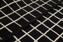 Load image into Gallery viewer, KILIM BOX BLACK IVORY 200X140 (Galleriafarah1970)
