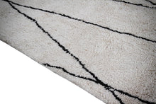 Load image into Gallery viewer, Kilim Carpets by Jalal TAPPETO BERBERO IN COTONE DES.6 -CM 230X160
