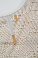 Carica l'immagine nel visualizzatore di Gallery, Tappeto Kilim Avorio - CM 120x60 ( Galleriafarah1970 )
