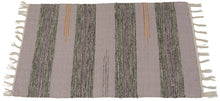 Lade das Bild in den Galerie-Viewer, Galleria Farah1970 - 80x50 CM Kilim Autentico, Originale e Fatto a Mano Ideal
