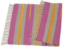 Lade das Bild in den Galerie-Viewer, Galleria Farah1970 - 80x50 CM Kilim Autentico, Originale e Fatto a Mano Ideal
